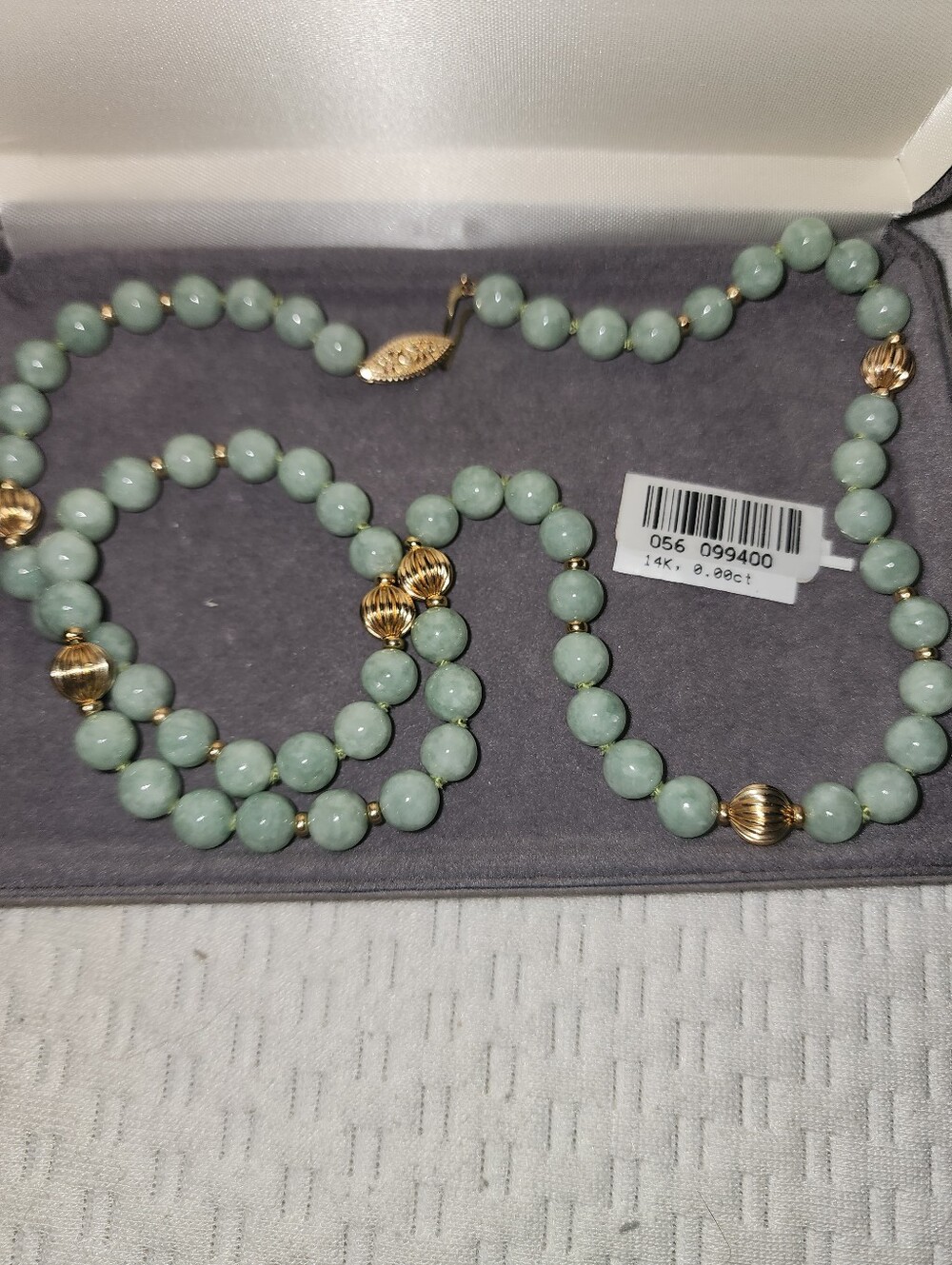 14K Gold & Light Green Bead Necklace
